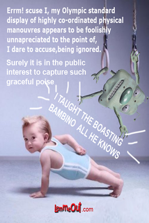 funny-pictures-of-the-day-boasting-baby-with-lemmeout